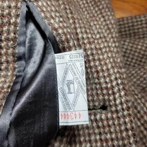 Harris Tweed Wool Overcoat - Picture 9 of 9